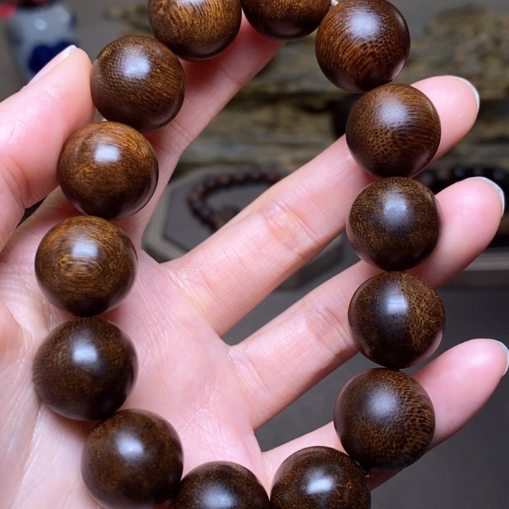 沉香手串越南富森红土糖结玉化1.6