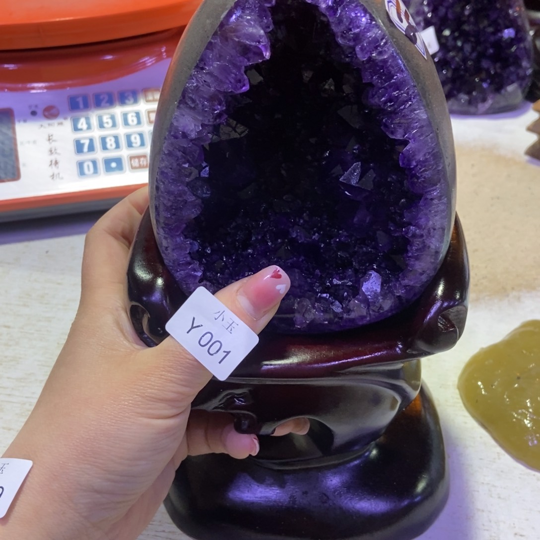 水晶摆件未镶嵌小**子摆件