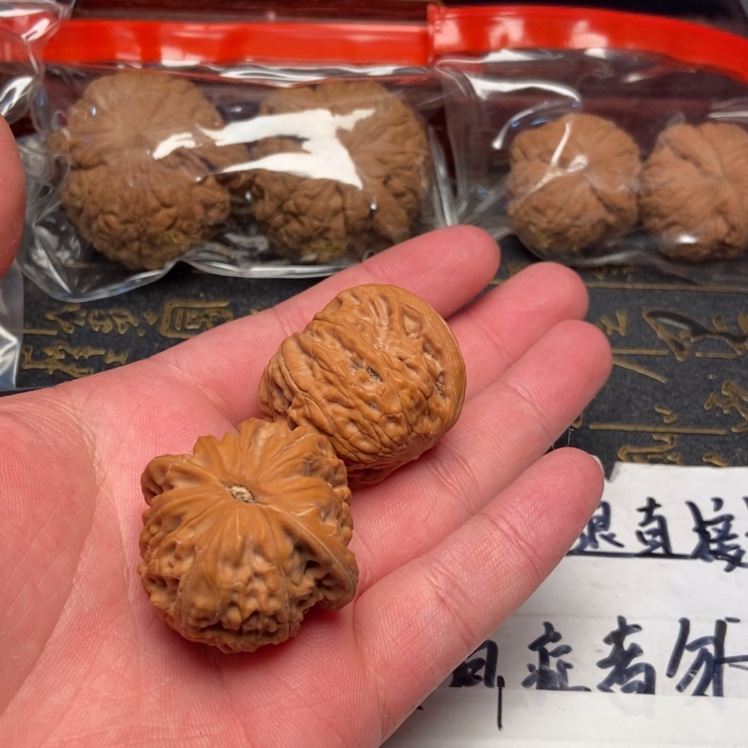 文玩核桃把件小****兵磨盘