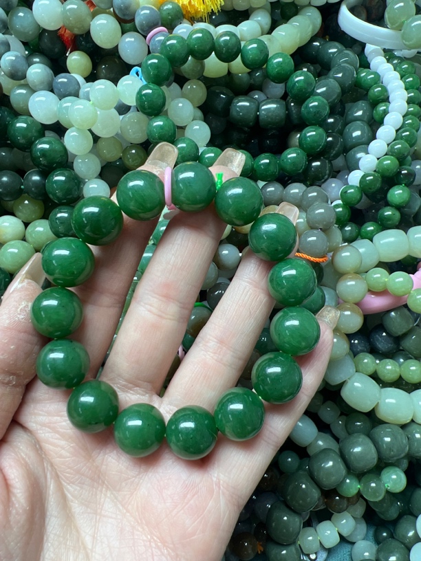 和田玉未镶嵌时尚