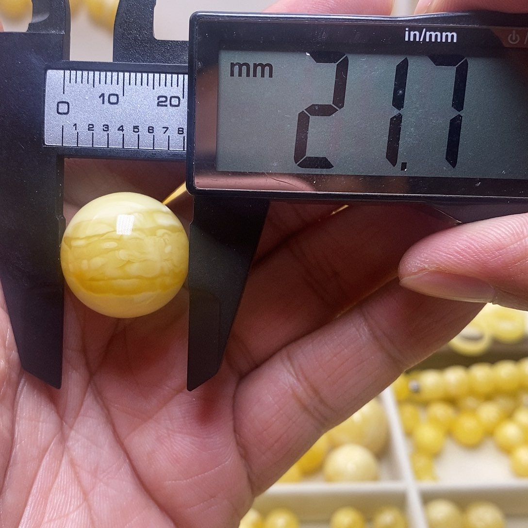 未镶嵌琥珀裸石蜜蜡圆珠