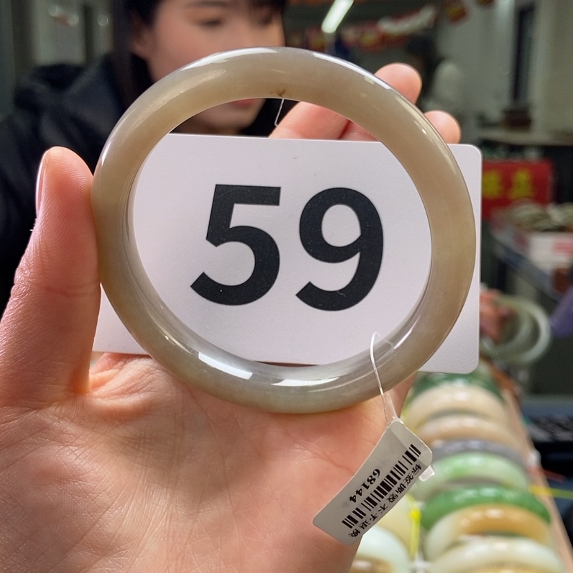 【闪购商品】和田玉手镯未镶嵌纹