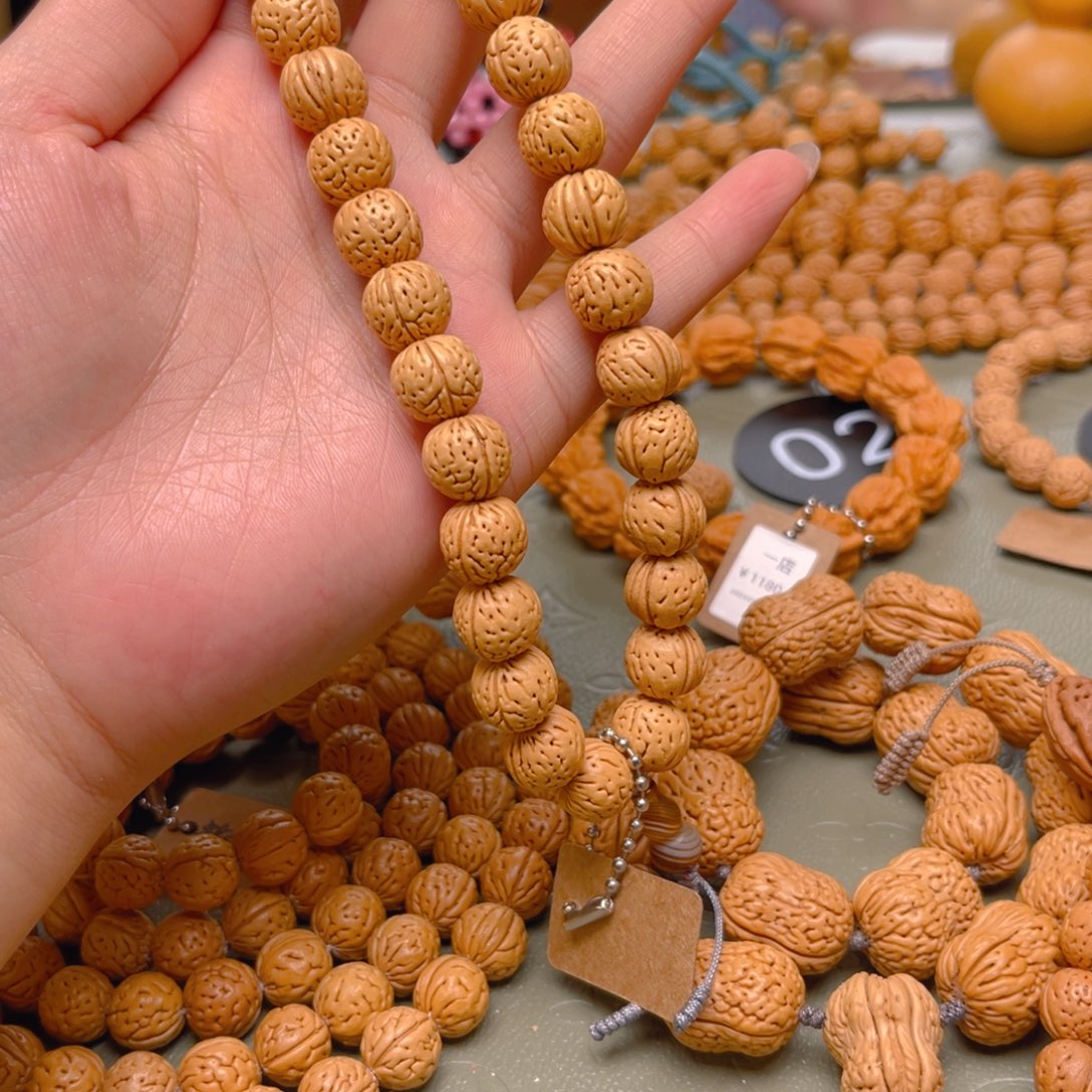 小***~桃核吊坠桃核手持