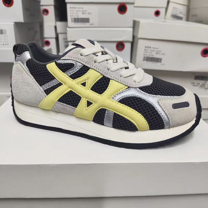 新款不累脚轻便透气运动休闲鞋B12-5025-16