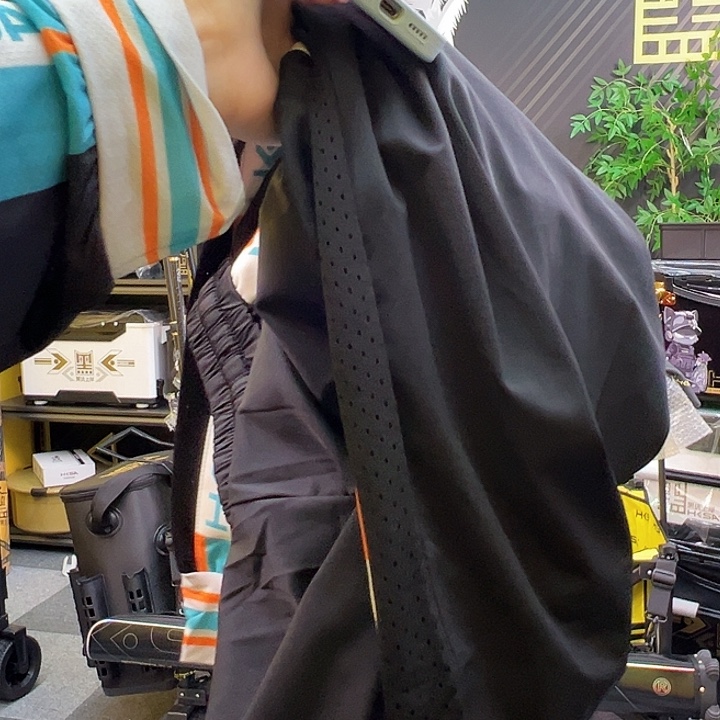 喝***飘铁黑坑上岸畅享运动套装3x