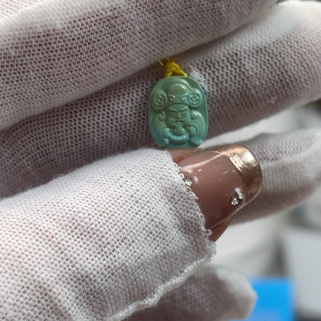 绿松石未镶嵌挂件