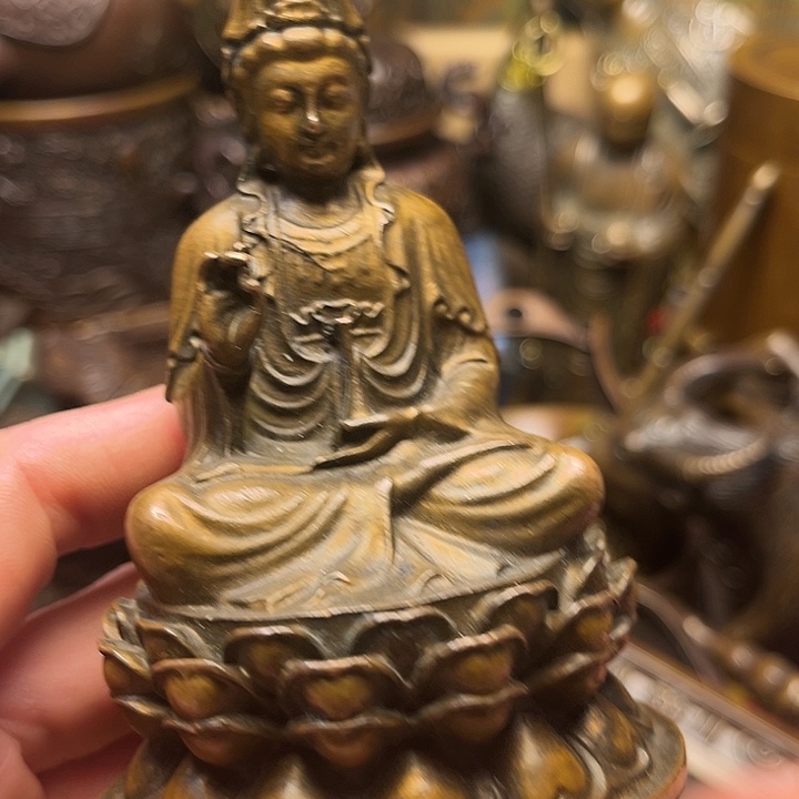 精美铜器批发档口