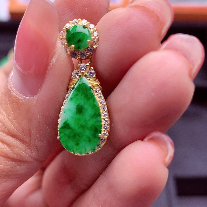 翡翠颈饰银S925镶嵌翡翠