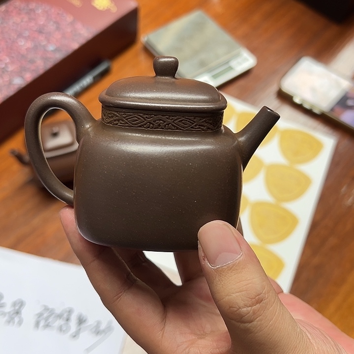 菠***萝紫砂茶壶紫泥言心
