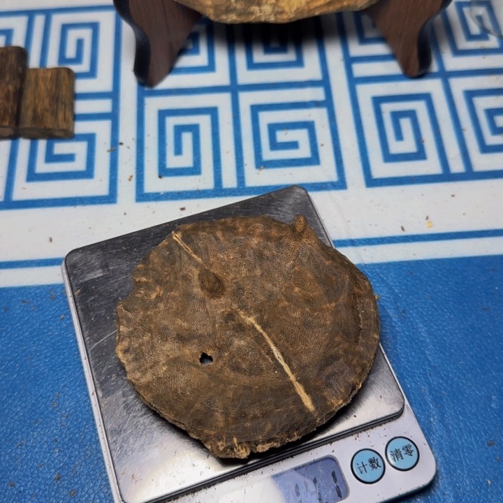 木旭****我手工艺雕塑根雕木方板材14克