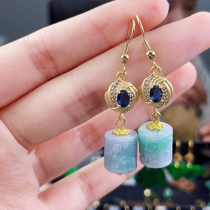 翡翠耳饰未镶嵌饰品