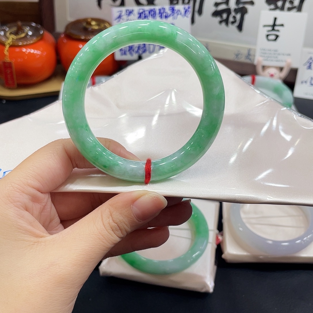 翡翠未镶嵌手镯天然缅甸A货翡翠手镯3