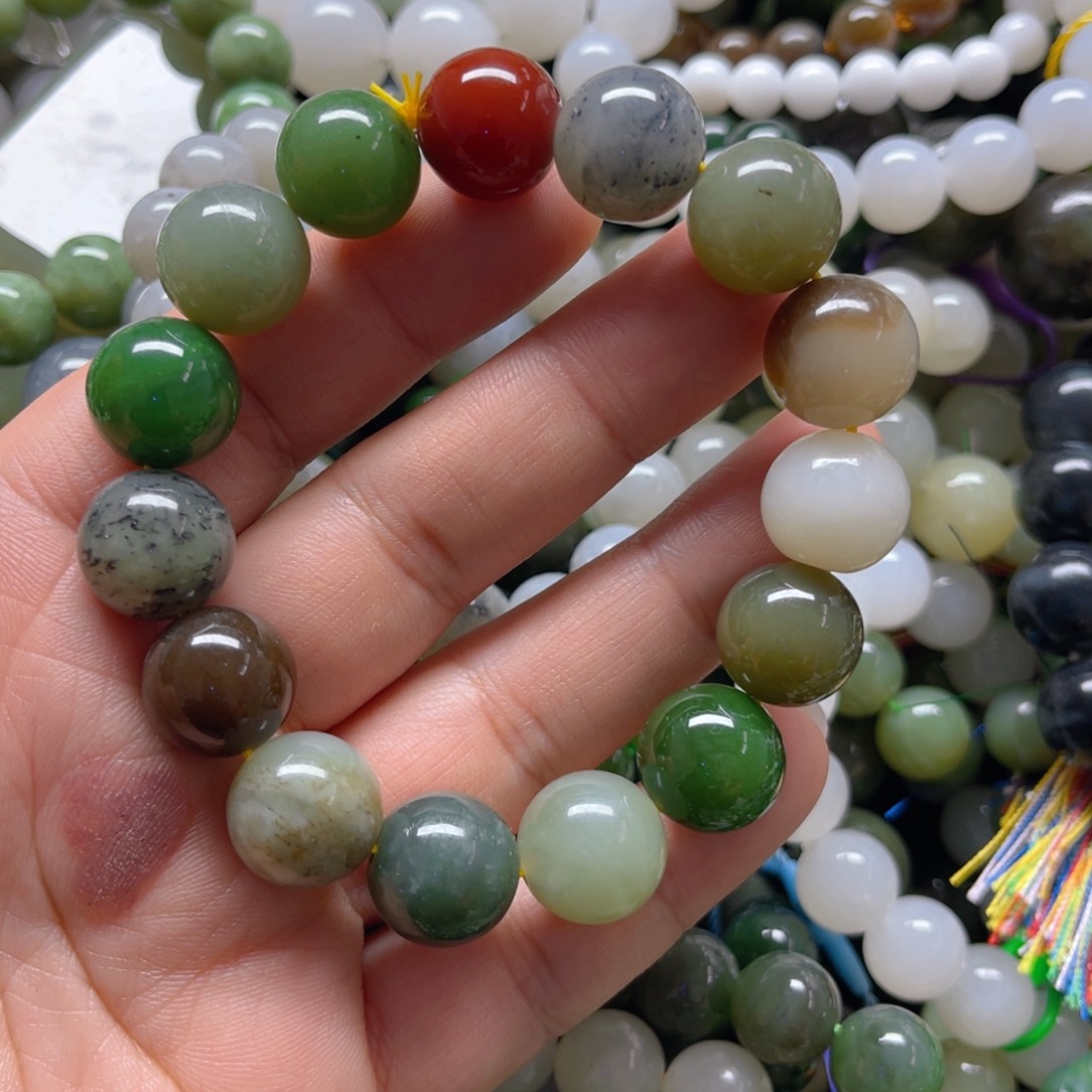 未镶嵌和田玉手链