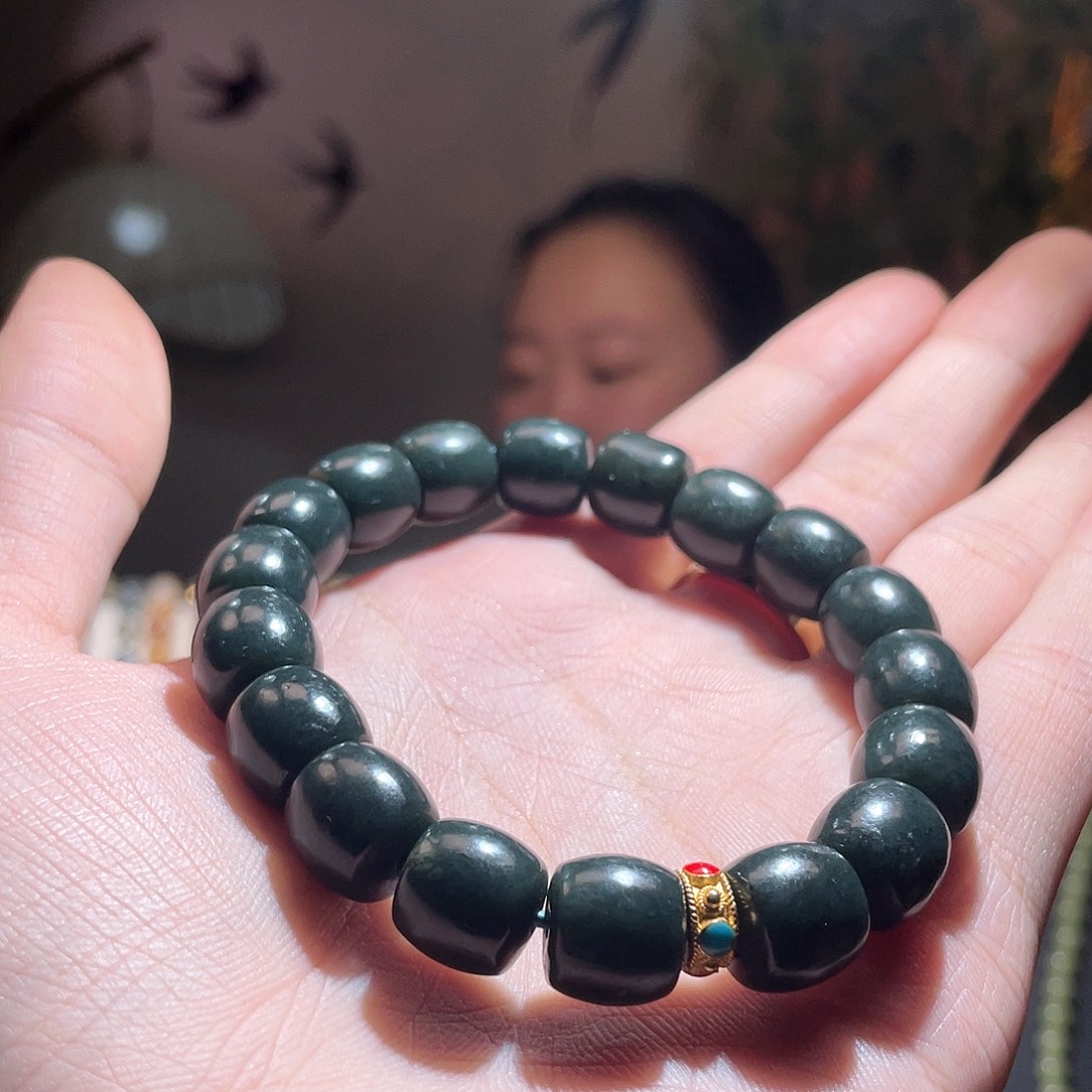 和田玉（糖玉）未镶嵌手链