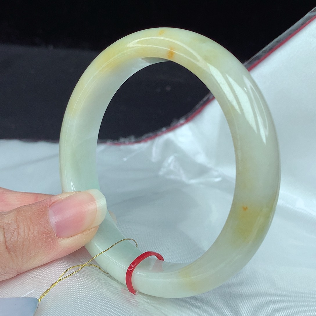 翡翠手镯未镶嵌58圈0307