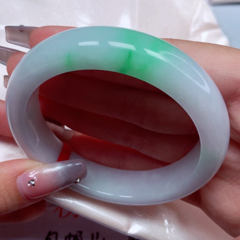 【闪购商品】翡翠手镯未镶嵌56圈