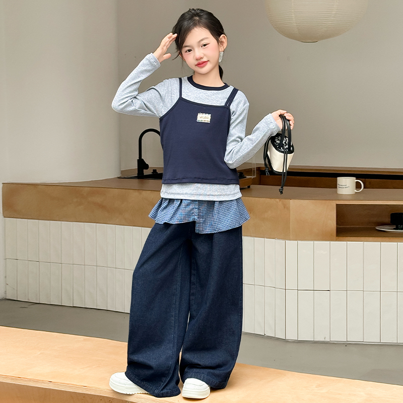 【嘻嘻柚】女童2025秋季韩版中大童吊带打底衫格子屁帘阔腿裤三件套