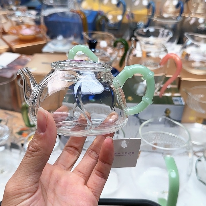 禾器浅玉色君漾壶