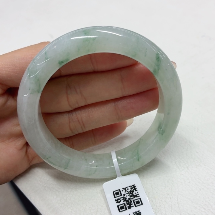 翡翠未镶嵌手镯55.7冰飘花