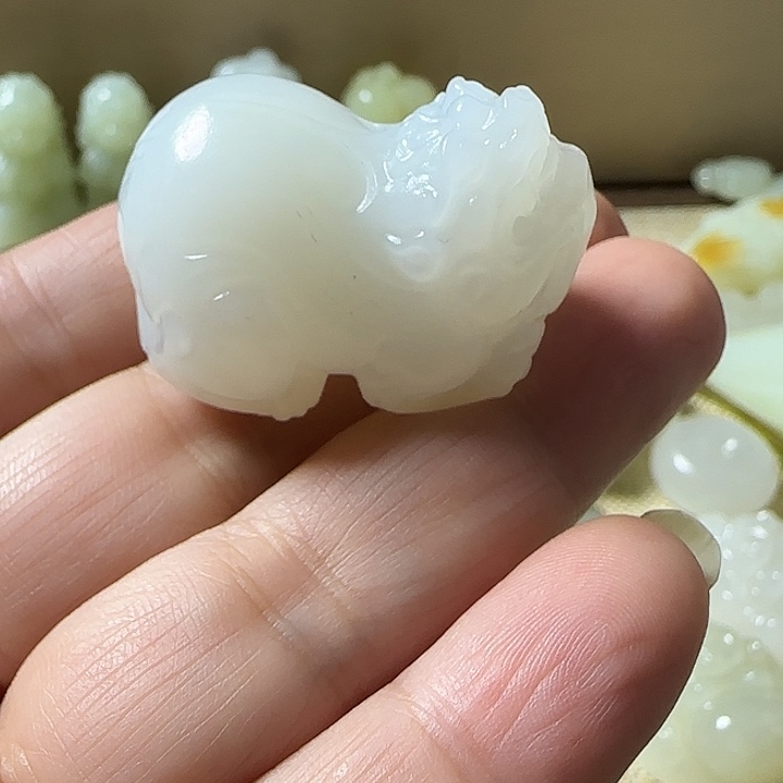 和田玉（糖玉）未镶嵌挂件