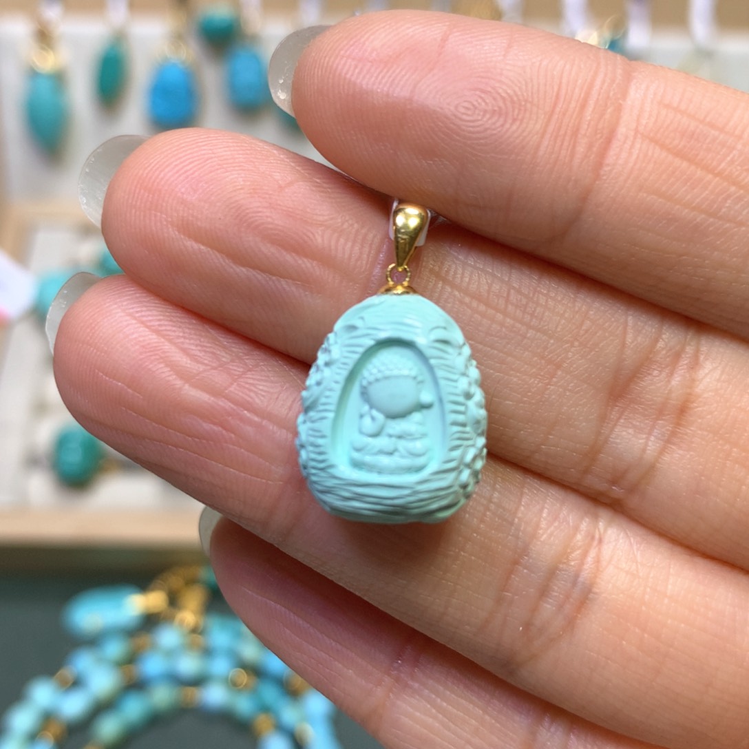 绿松石吊坠18K金镶嵌