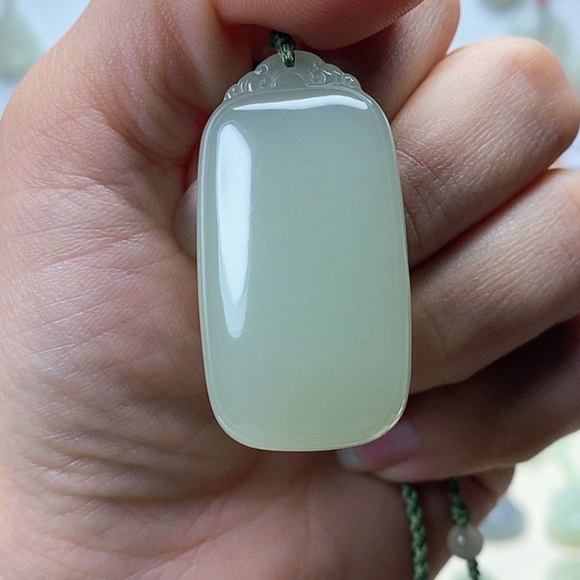 【闪购商品】和田玉颈饰未镶嵌《****》