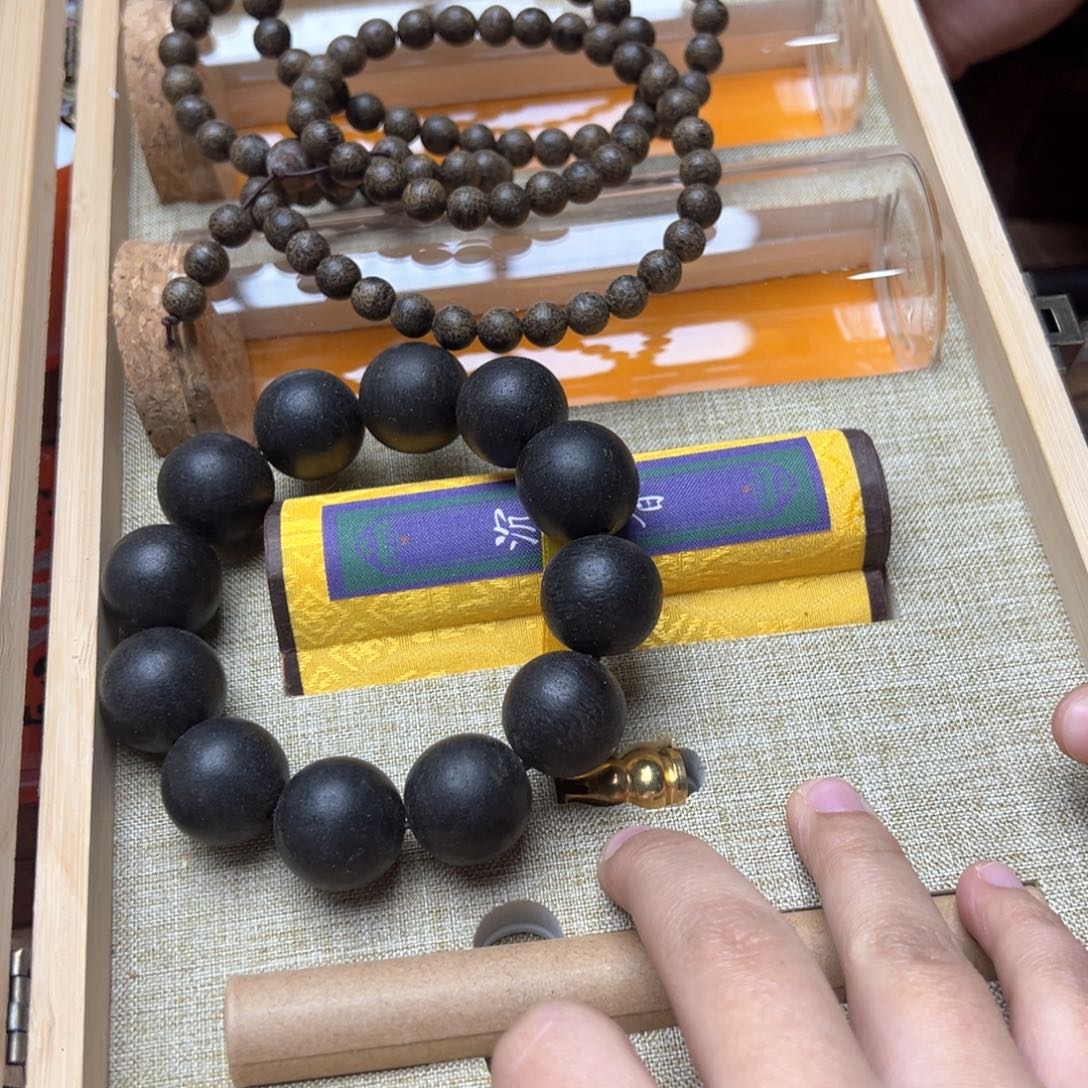 滴血莲花菩提吊坠