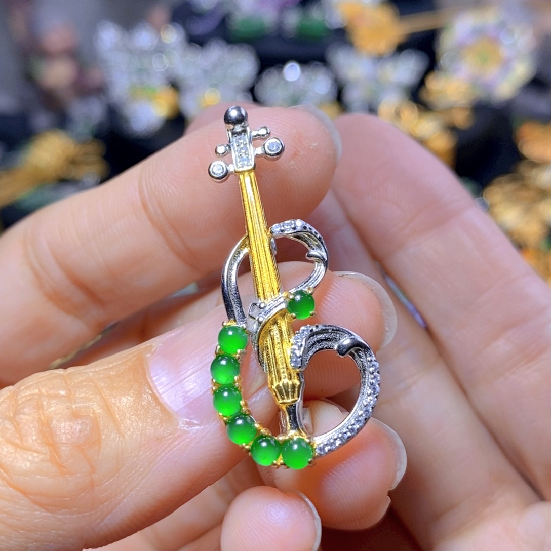 翡翠耳钉银S925镶嵌天然翡翠