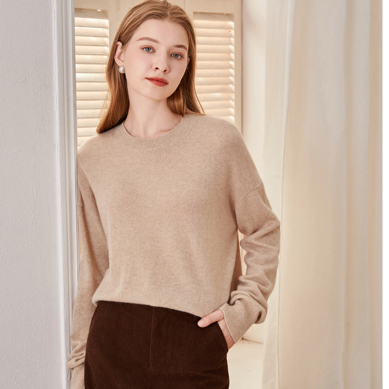 2025新款圆领宽松羊绒女衫632690