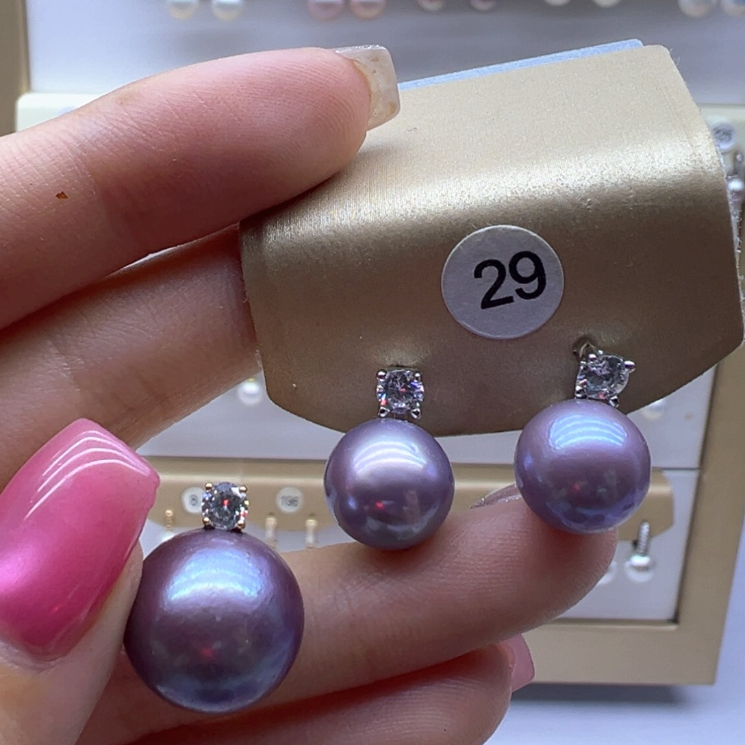 淡水珍珠18K金镶嵌吊坠(赠链)