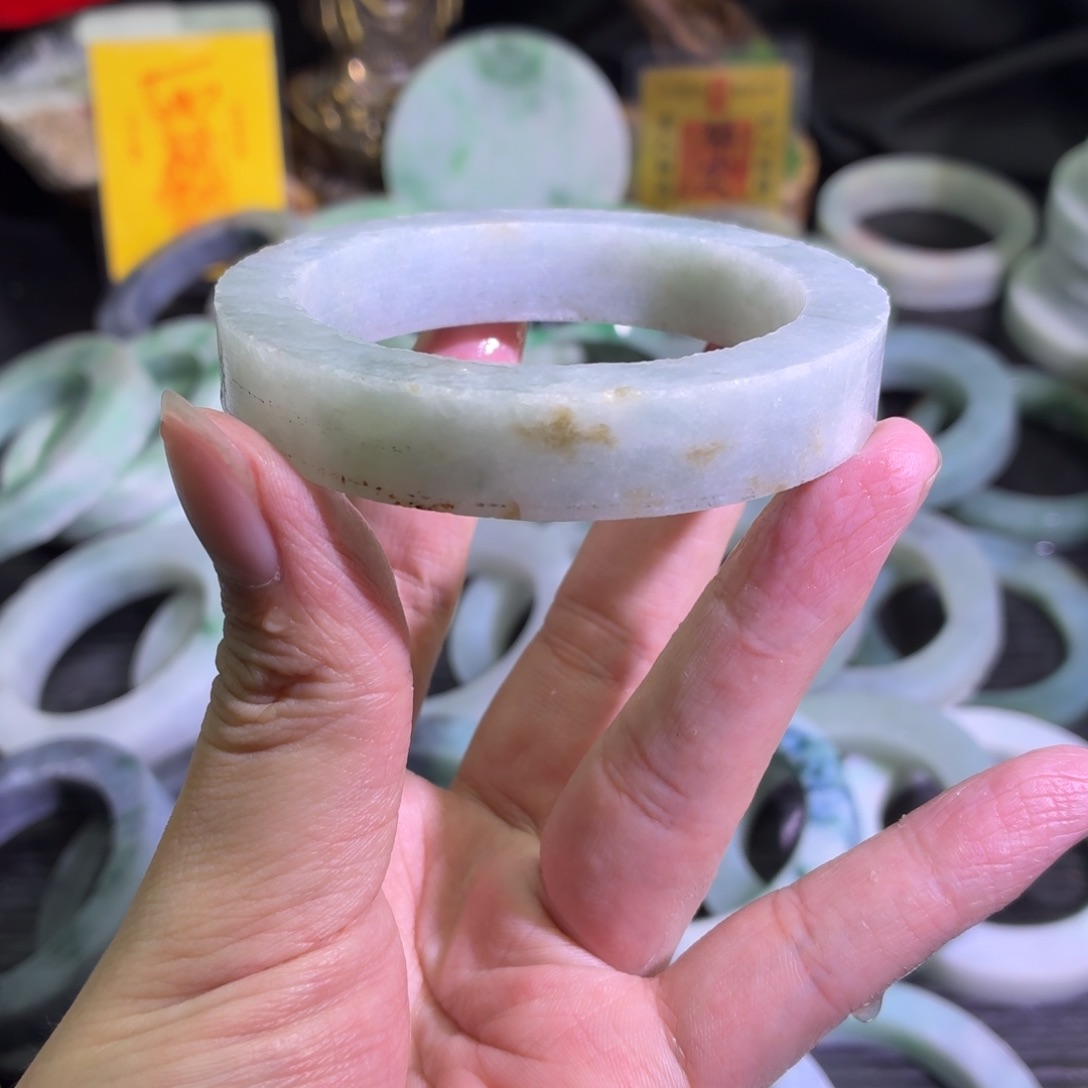 定制翡翠未镶嵌天然翡翠A货毛胚手镯定制