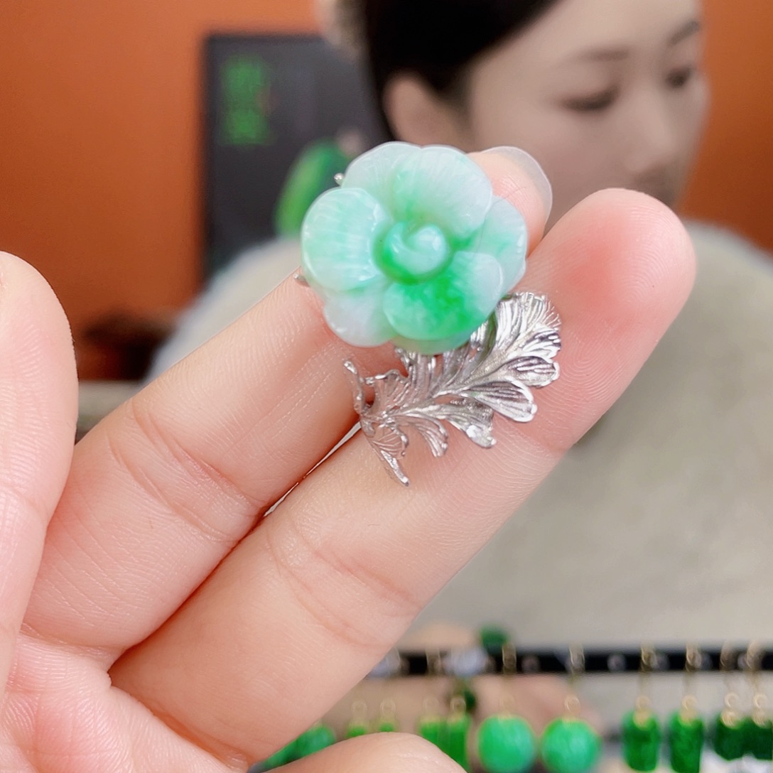 翡翠银S925镶嵌耳饰