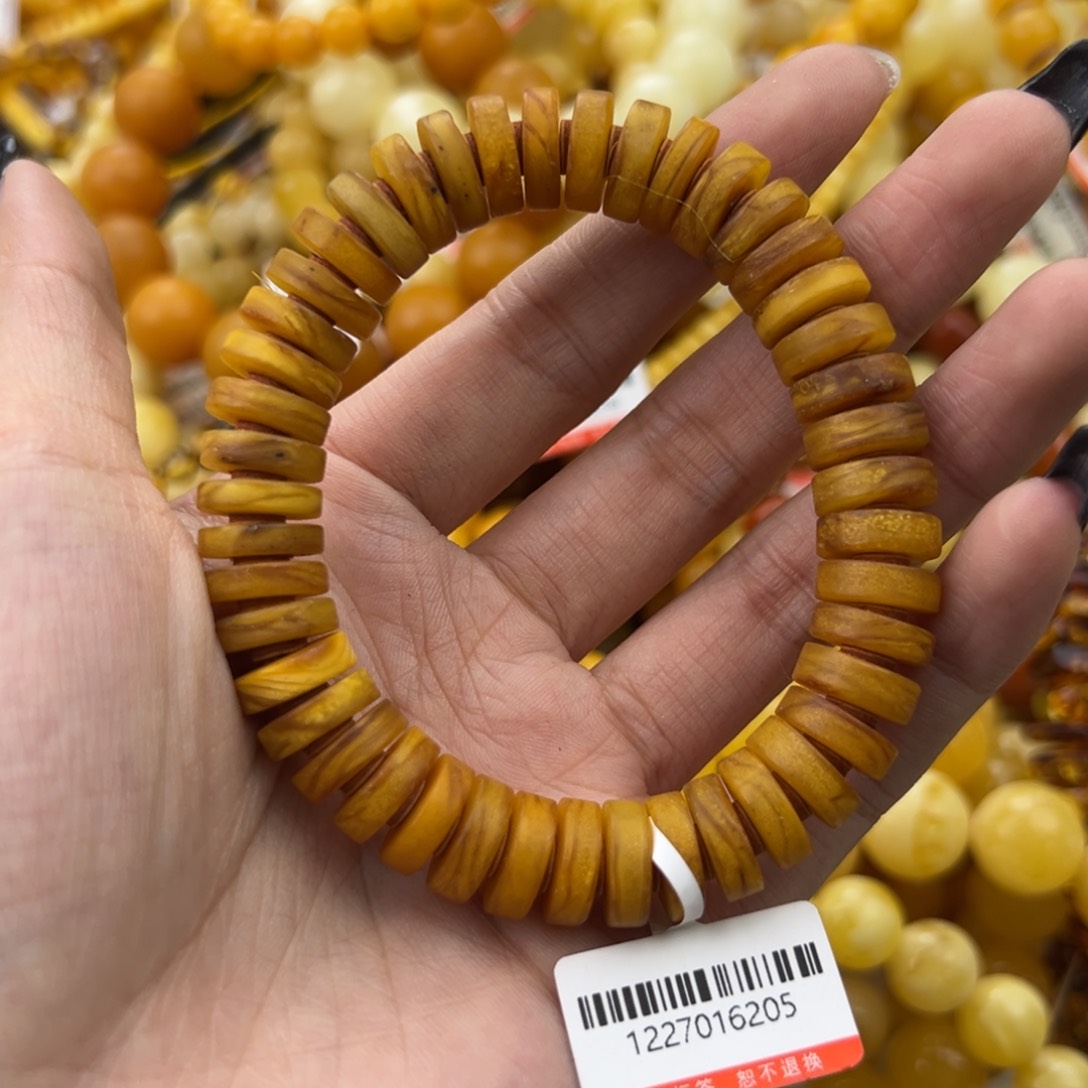 琥珀珠宝奇石未镶嵌