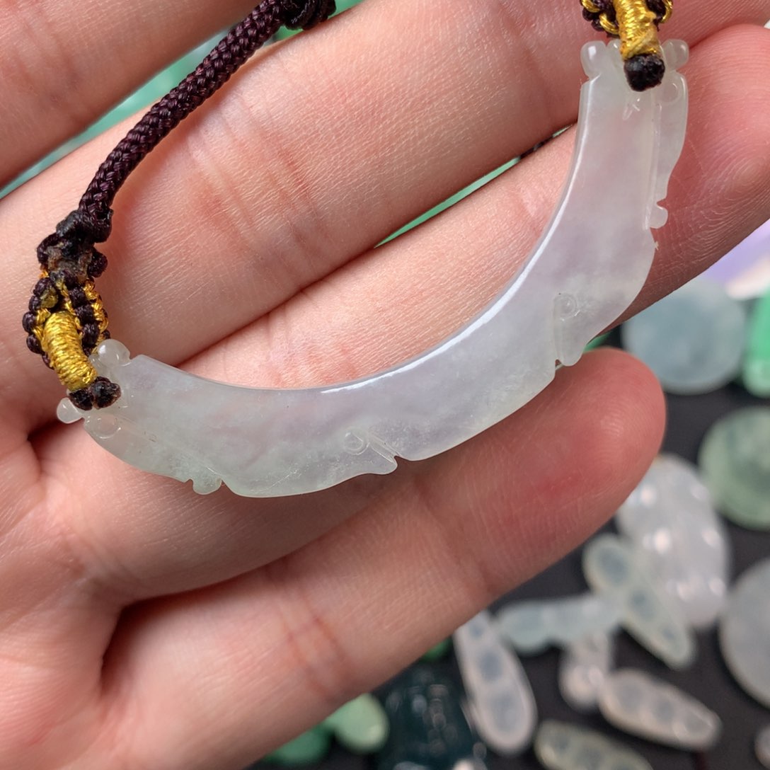 翡翠颈饰未镶嵌玉衡