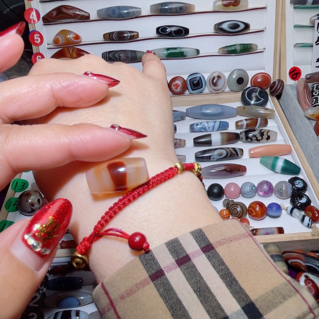 玛瑙/玉髓颈饰未镶嵌