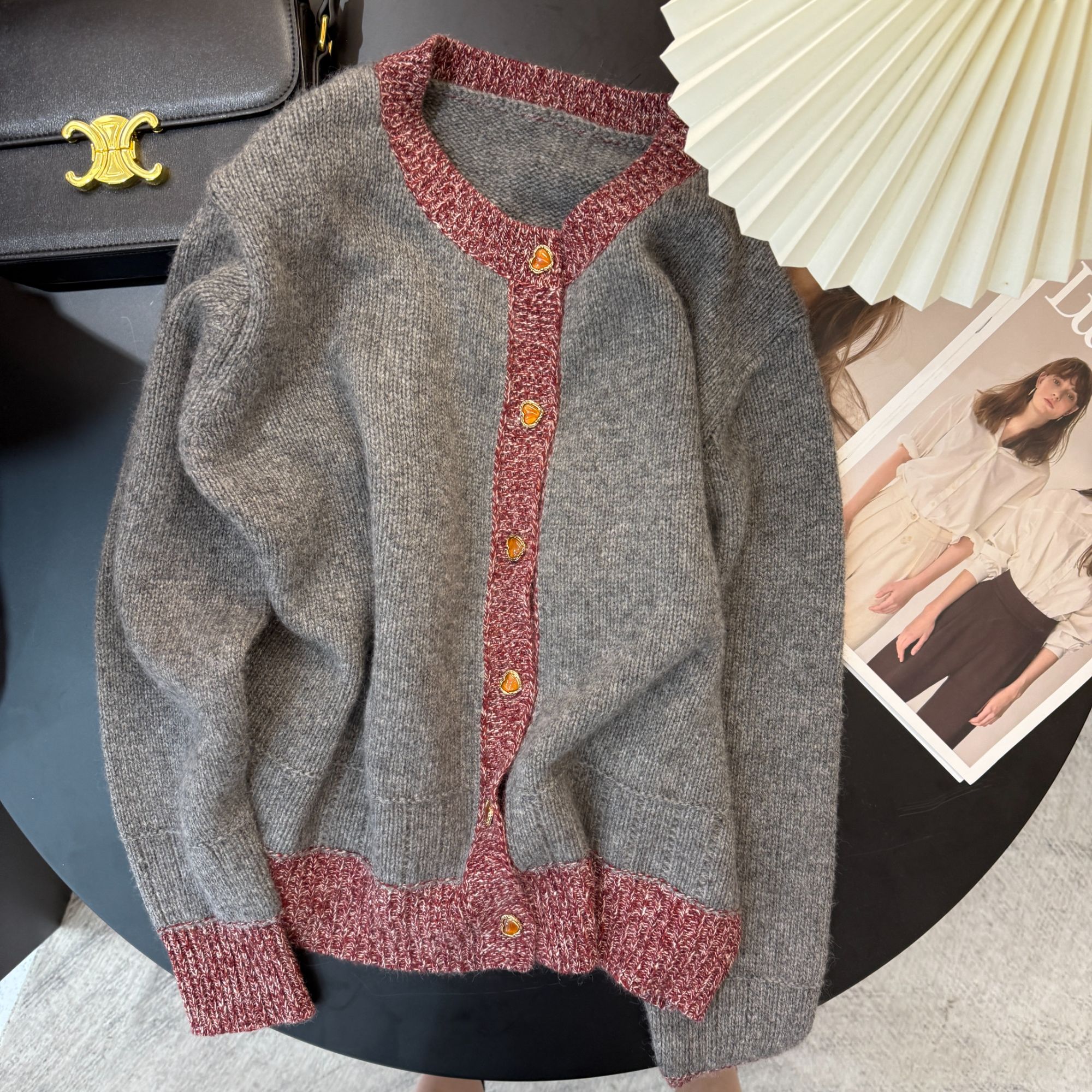 初奢自制】年货品质时尚混纱拼边撞色柔软浣熊绒针织开衫新款气质