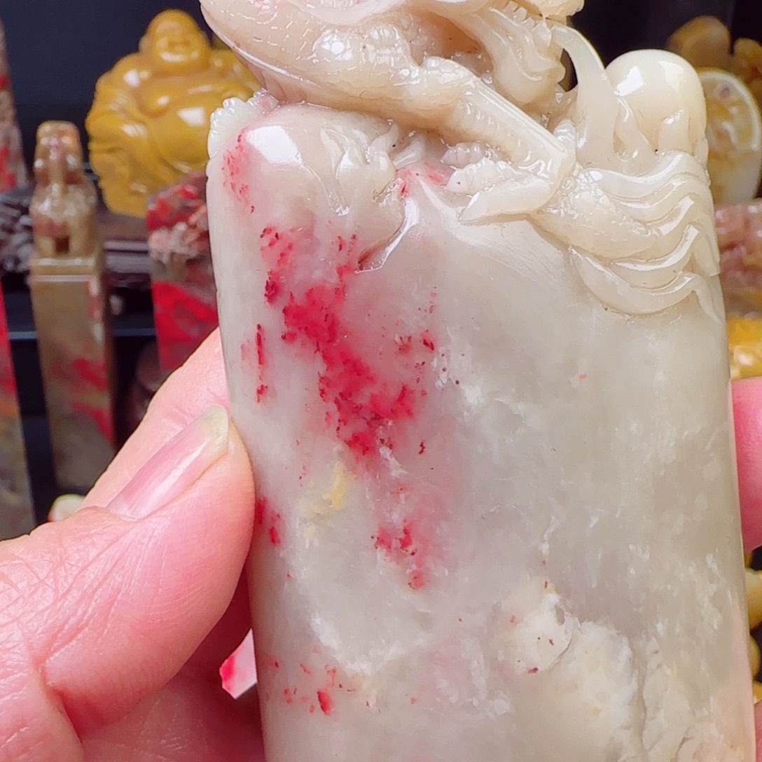 昌化石昌化鸡血石