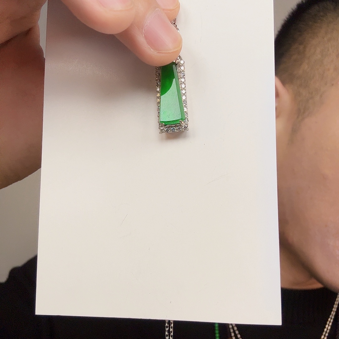 翡翠未镶嵌颈饰多样性发货只发一件