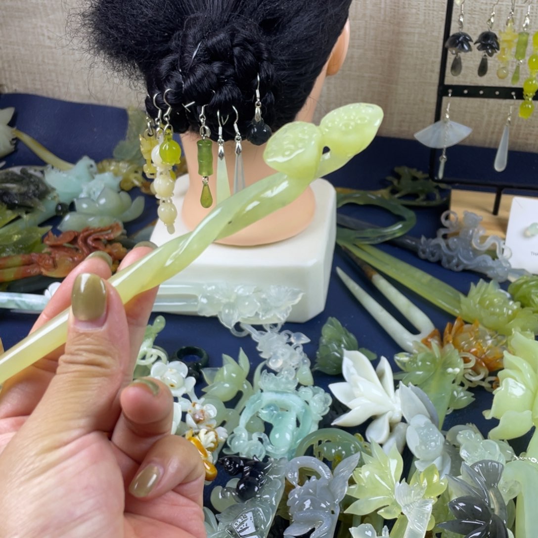 蛇纹石玉未镶嵌发饰