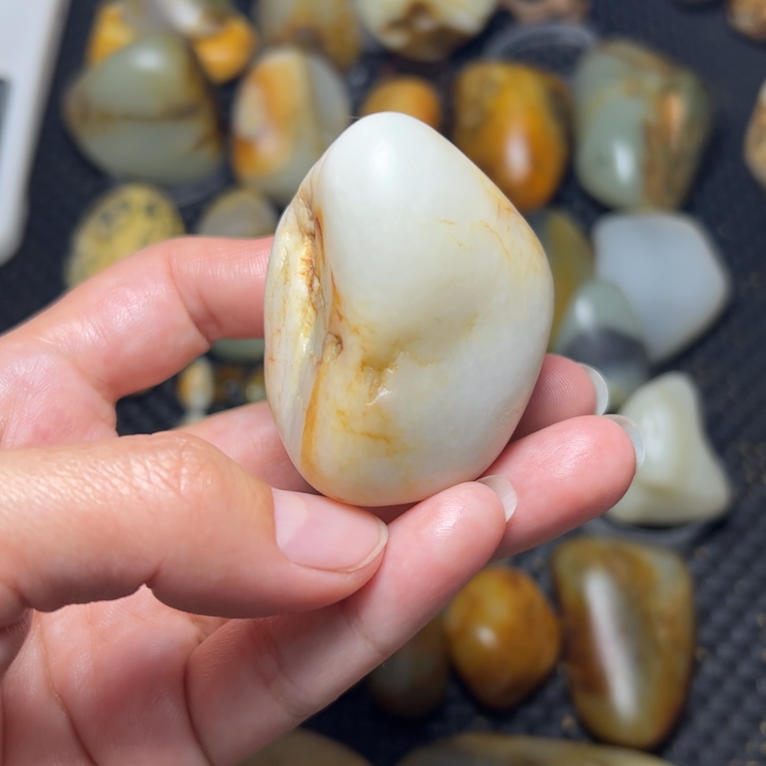 好***气和田玉未镶嵌挂件A25