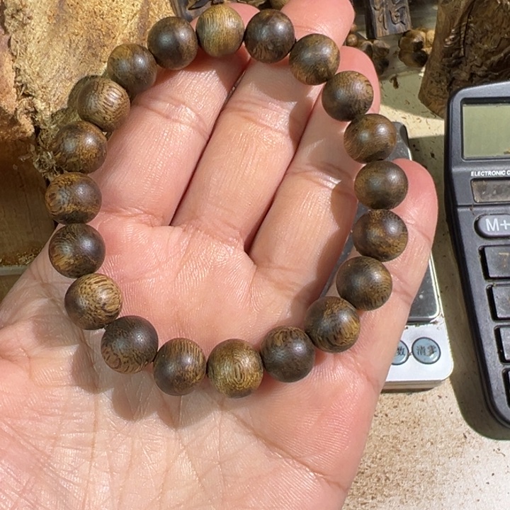 沉香手串快****u白棋楠沉香单圈手串7.9克