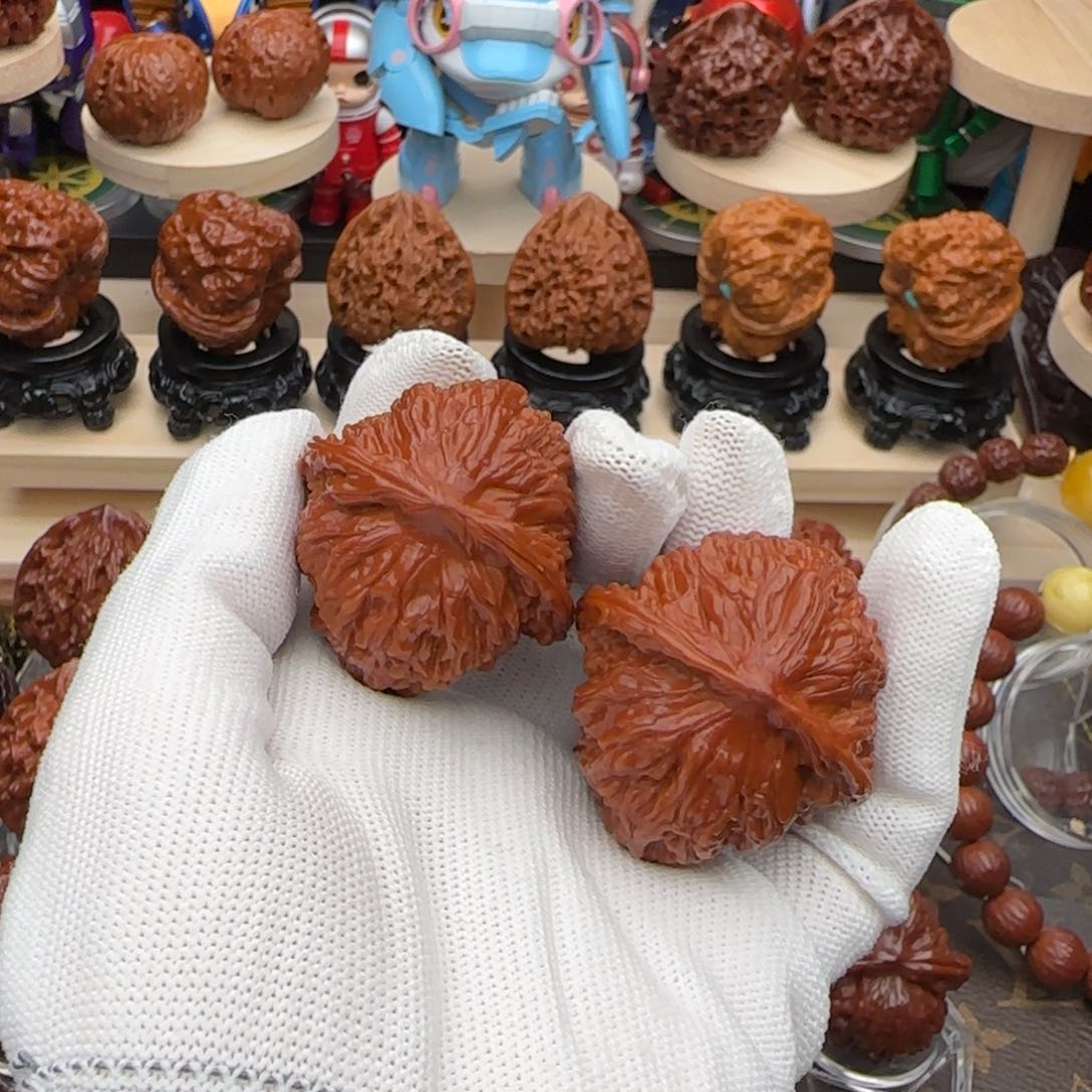 文玩核桃吊坠40全品宽城狮子头