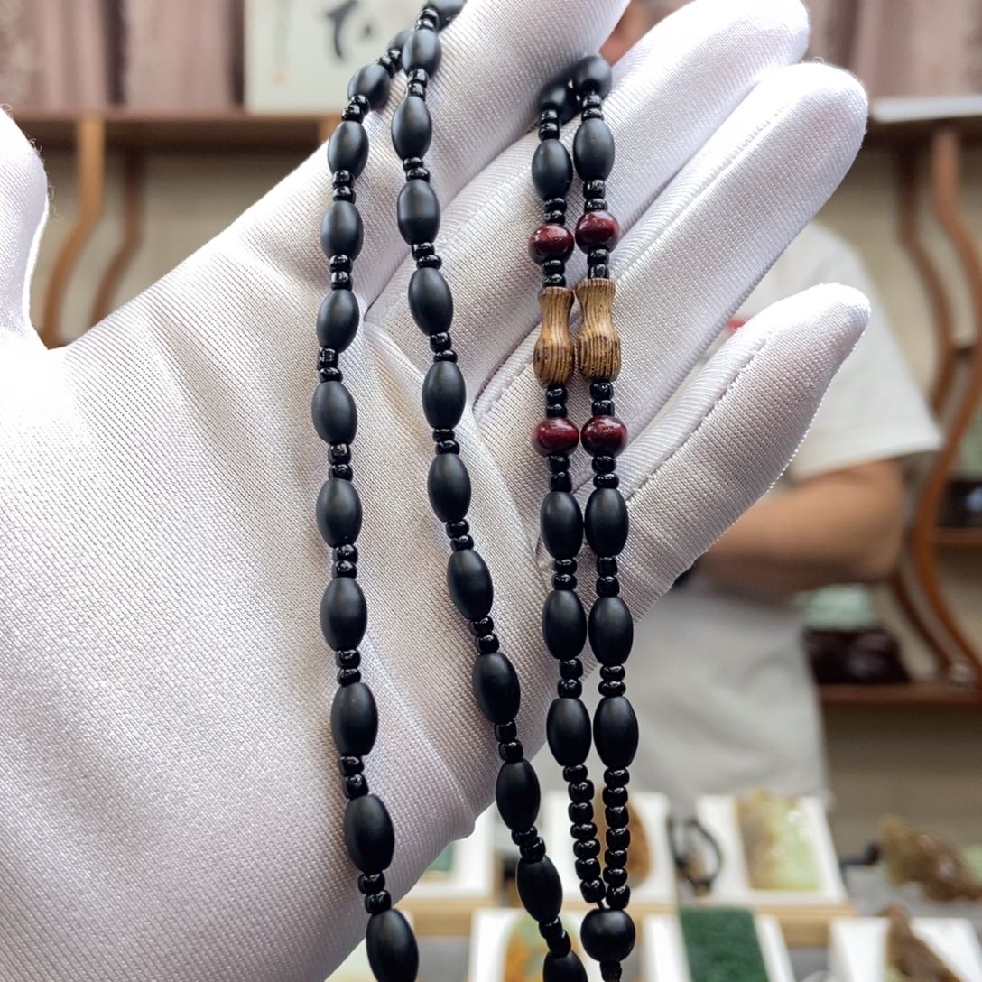 黑曜岩未镶嵌颈饰