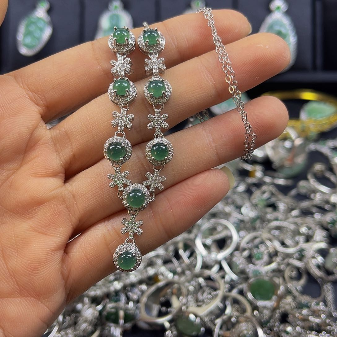 项链银S925镶嵌翡翠