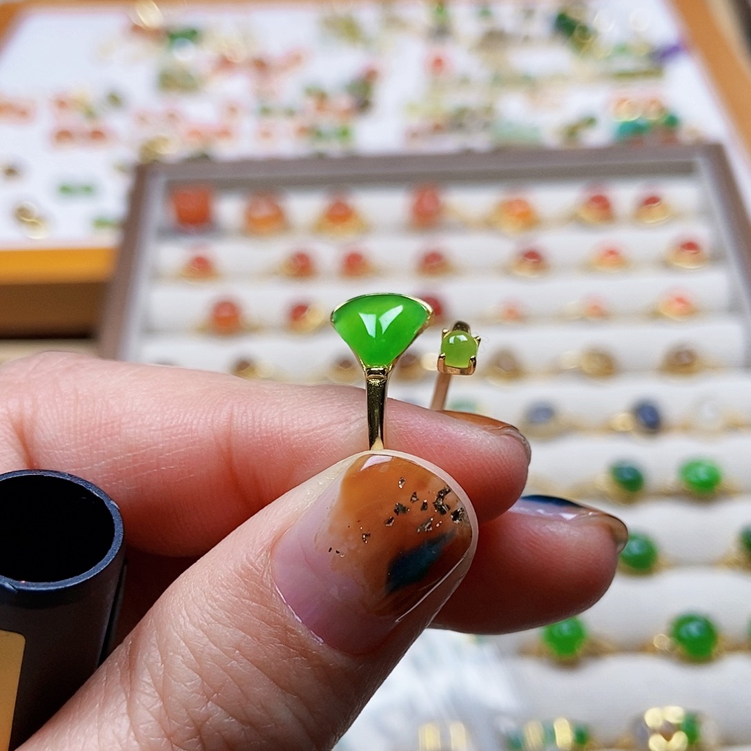 和田玉戒指银S925镶嵌