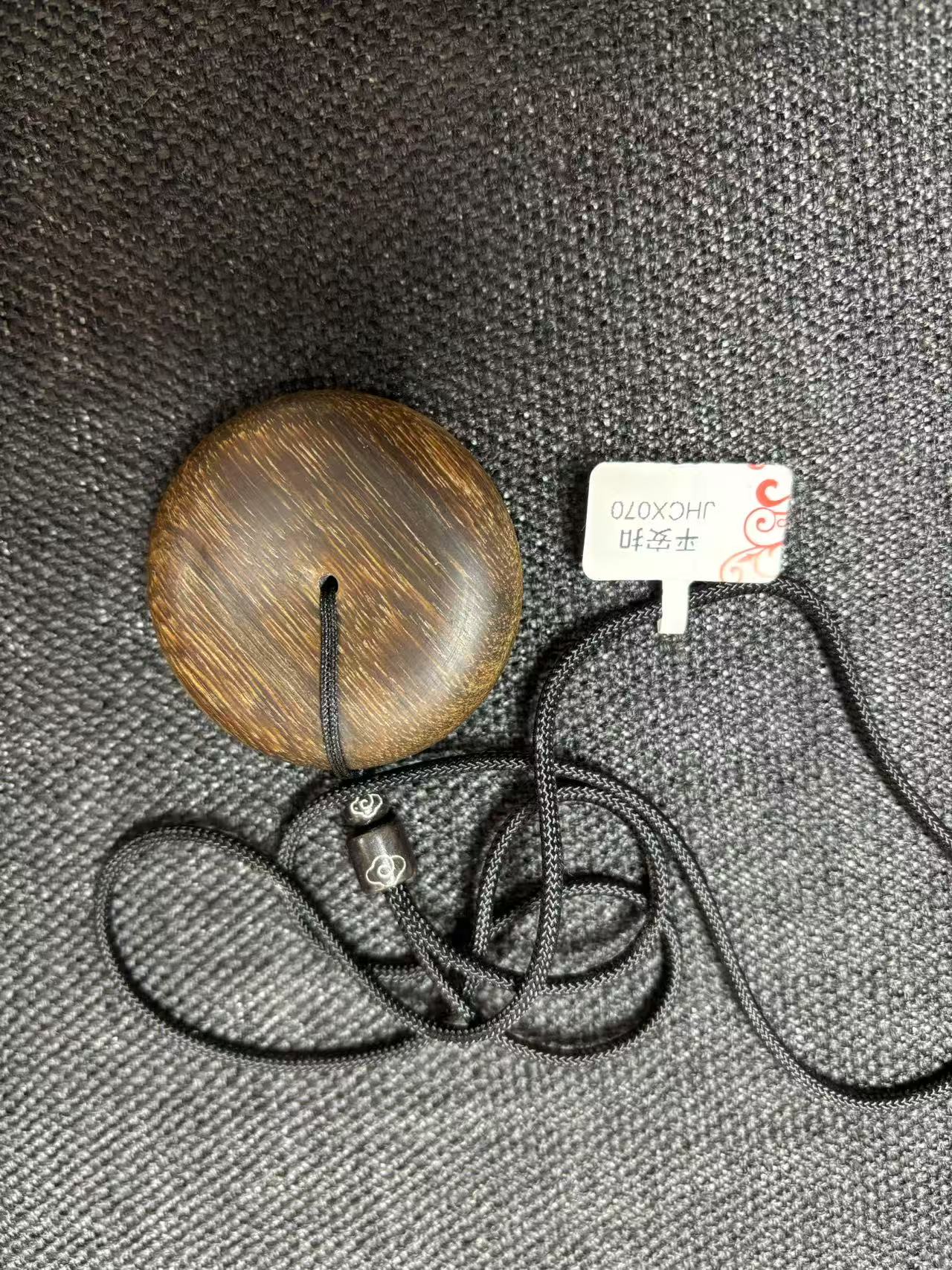 JHCX070-伊利安沉香平安扣【多样性发其一】