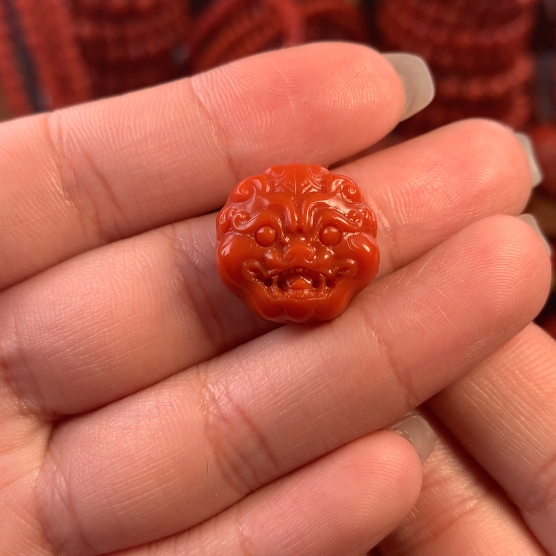 南红玛瑙天然川料瓦西兽面背云18尺寸未镶嵌