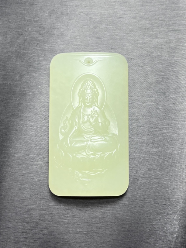 和田玉新疆若羌黄口正黄观音牌