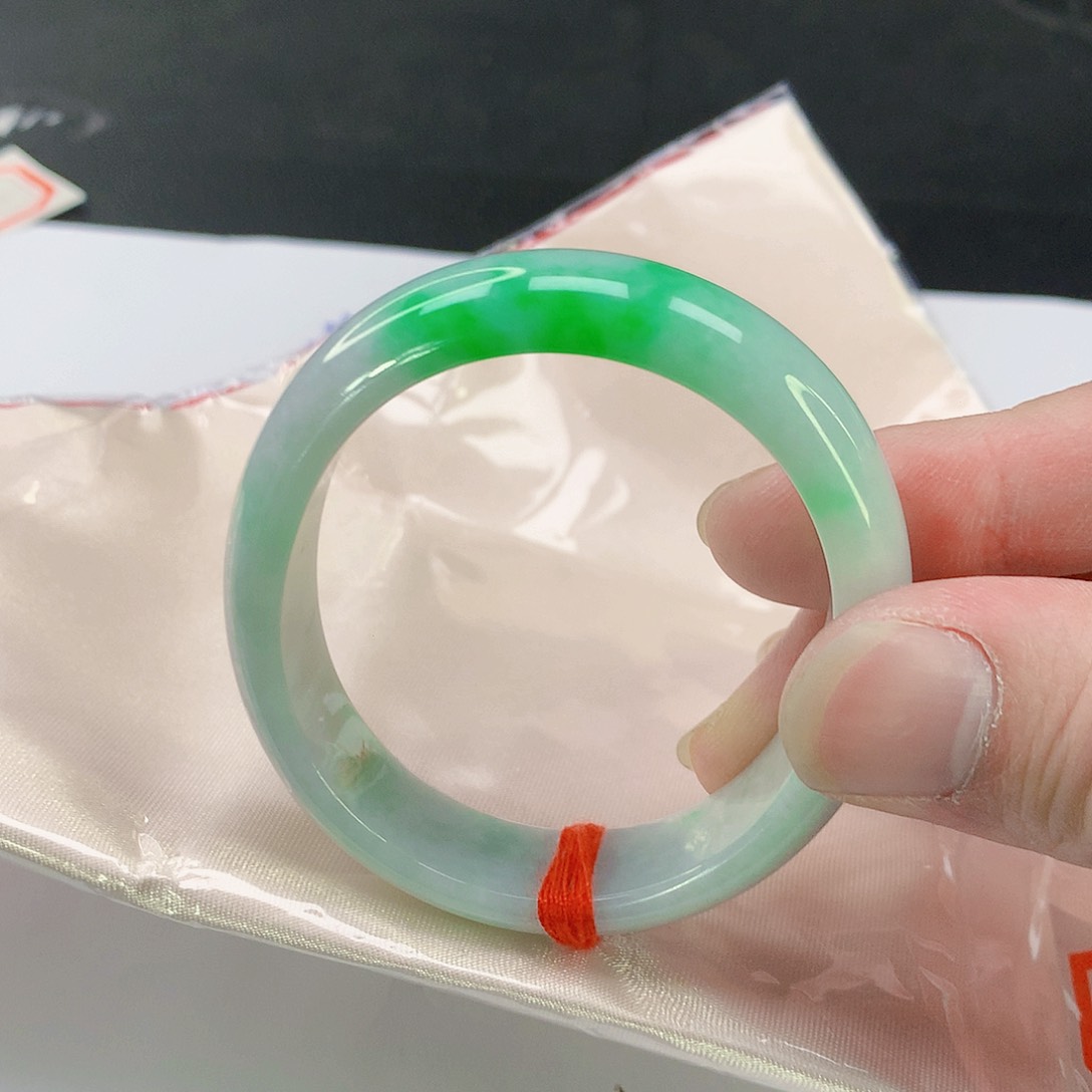 翡翠手镯未镶嵌040缅甸天然翡翠A货