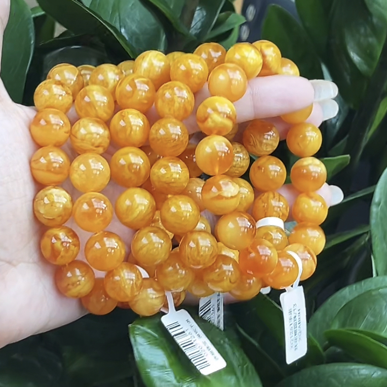 【德昌隆珠宝】1261/13mm天然琥珀鸡油红妖花蜡手串（多样性发其一)